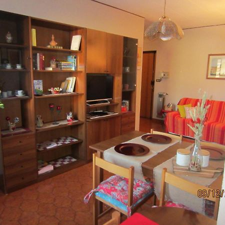 Casa Lucy Apartment Aosta Bagian luar foto
