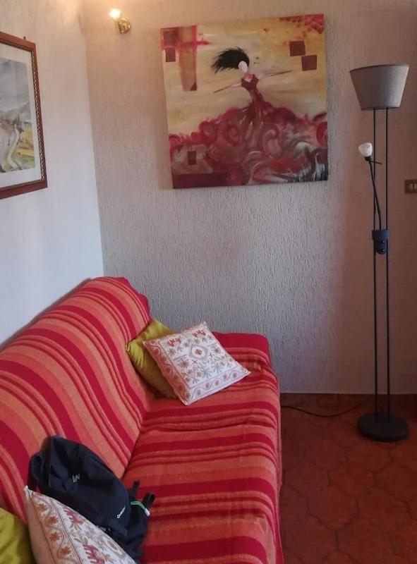 Casa Lucy Apartment Aosta Bagian luar foto
